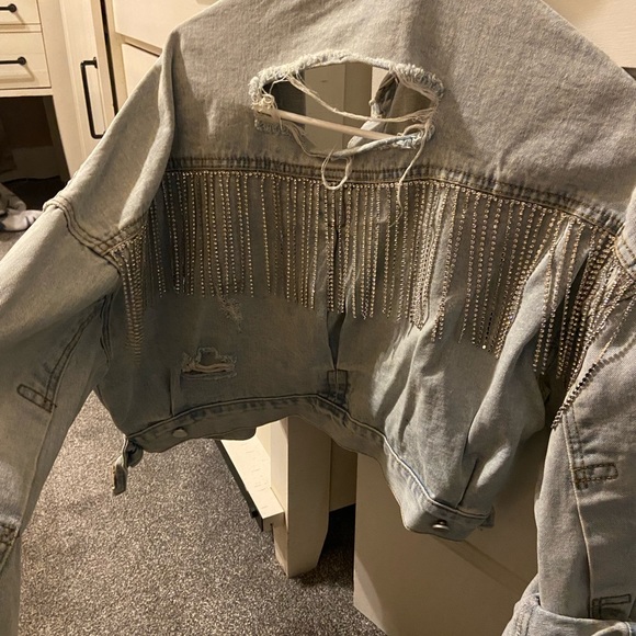 Jean jacket! - Picture 3 of 4